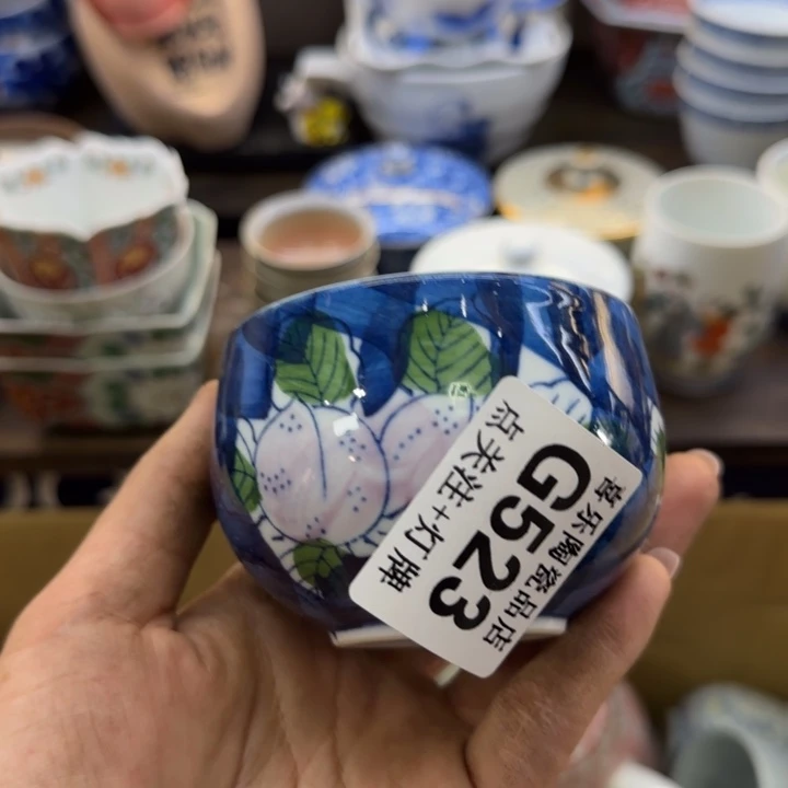 瓷片L****7哈哈哈哈姐姐哈哈