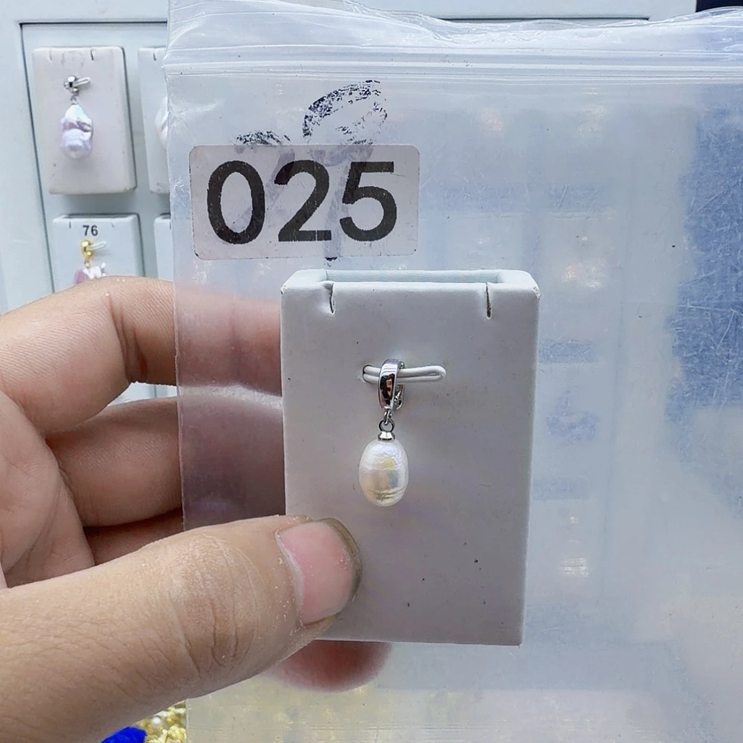 颈饰钛钢淡水珍珠