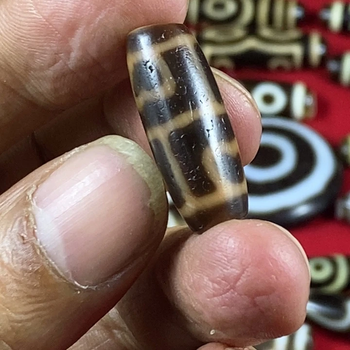只买单纯的吊坠，没带链子，属的性质。