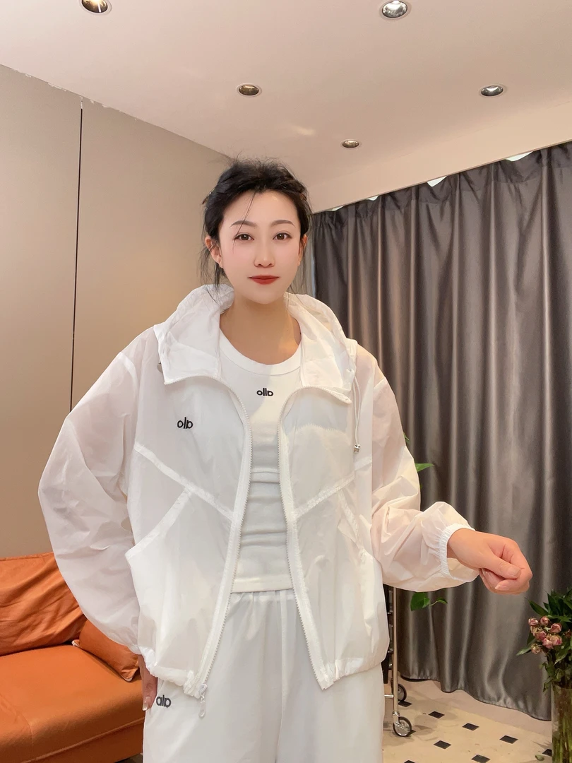 《卉好》夏季新版字母连帽宽松轻薄透气防晒休闲百搭外套