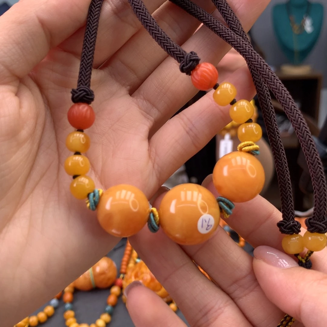 未镶嵌颈饰蜜蜡天然