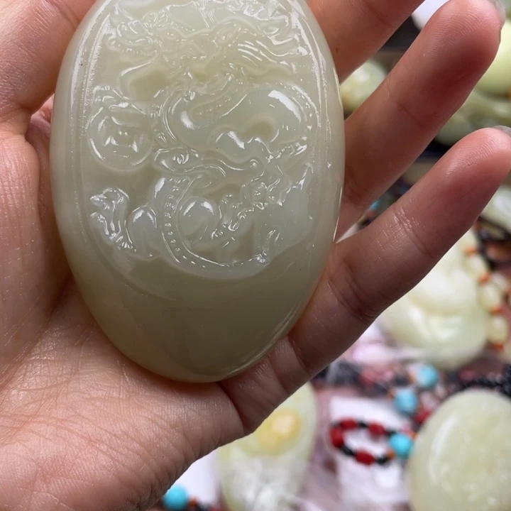 钓***钩石材天然古青石手把件