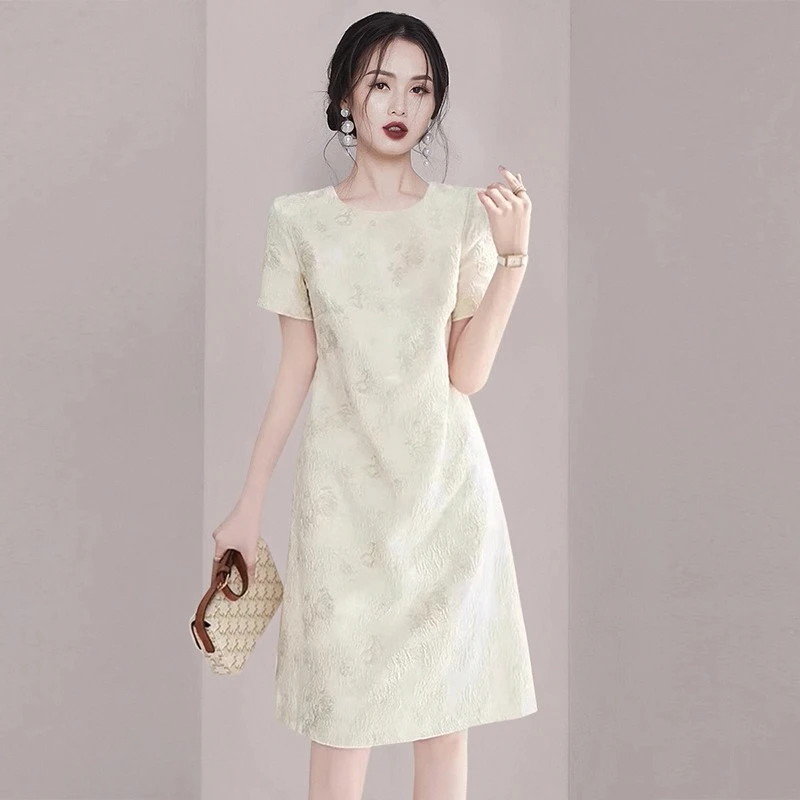 高级感时尚设计感连衣裙子夏天女装短袖提花减龄宽松别致气质裙子