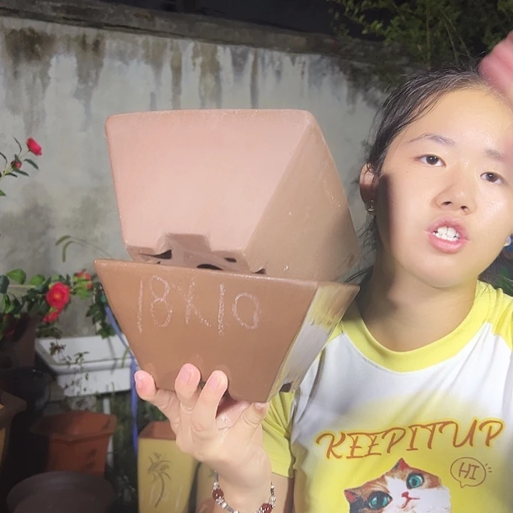 紫泥方斗小号一对