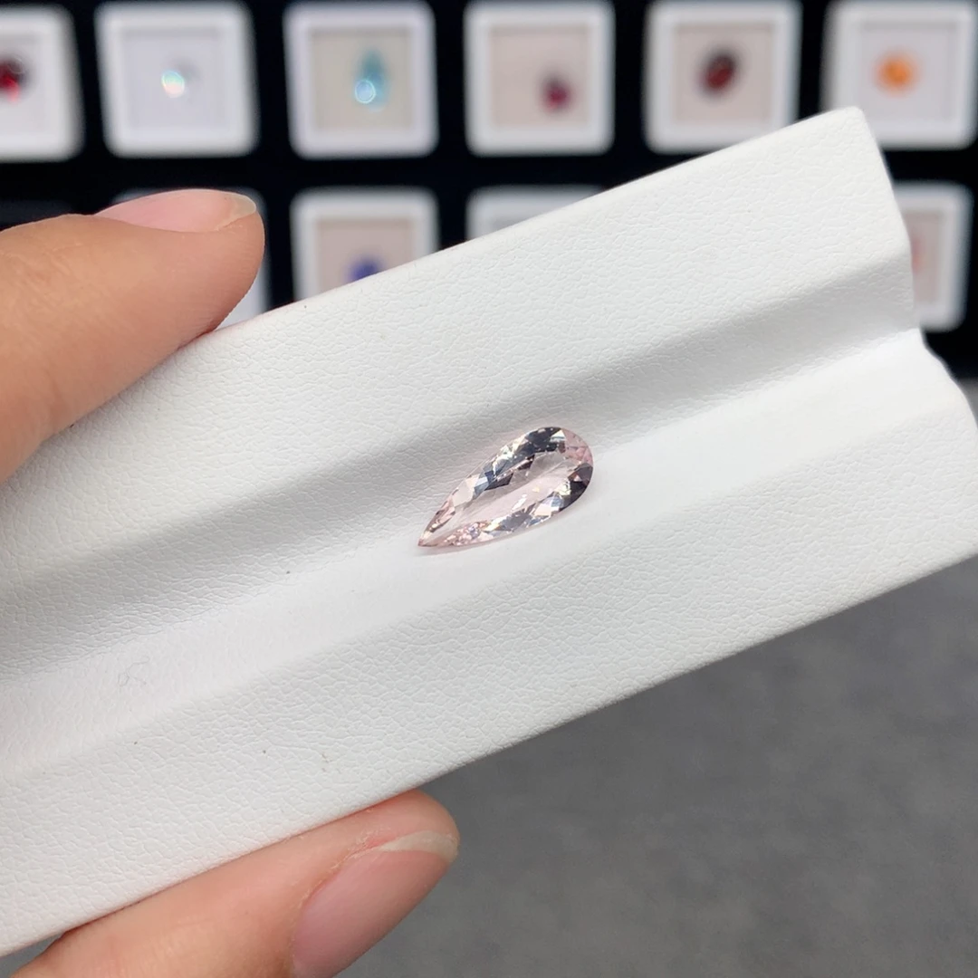 绿柱石（摩根石）裸石1.59克拉