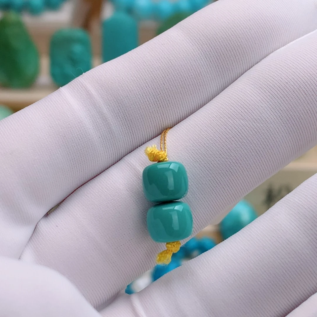 绿松石未镶嵌挂件