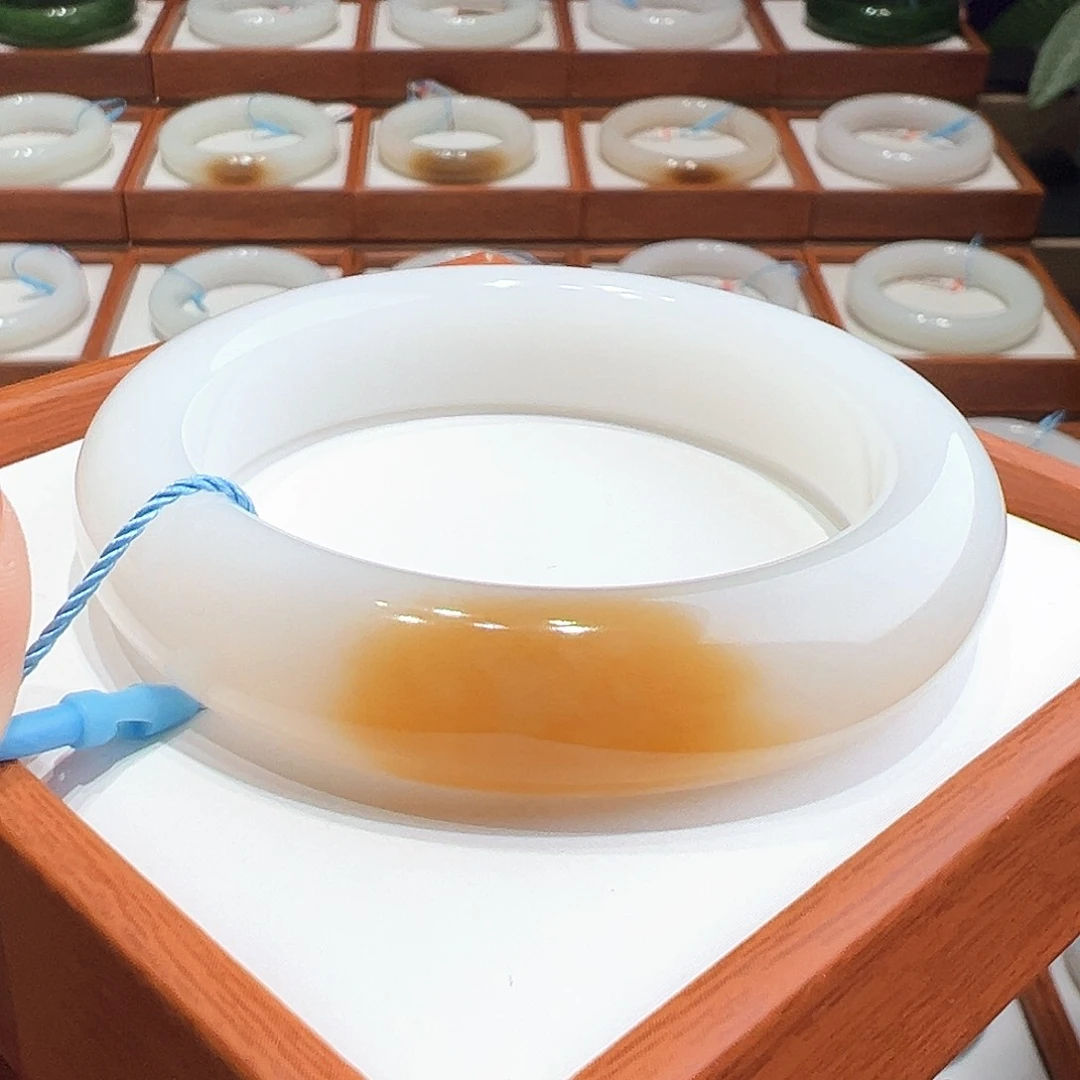 和田玉手镯55 56未镶嵌