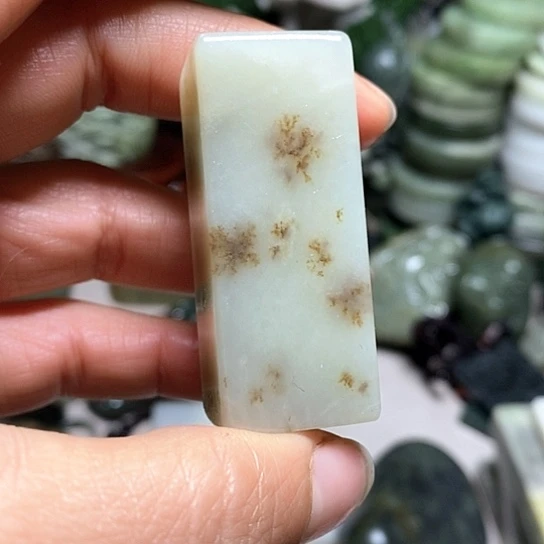 未镶嵌和田玉（糖玉）珠宝半成品