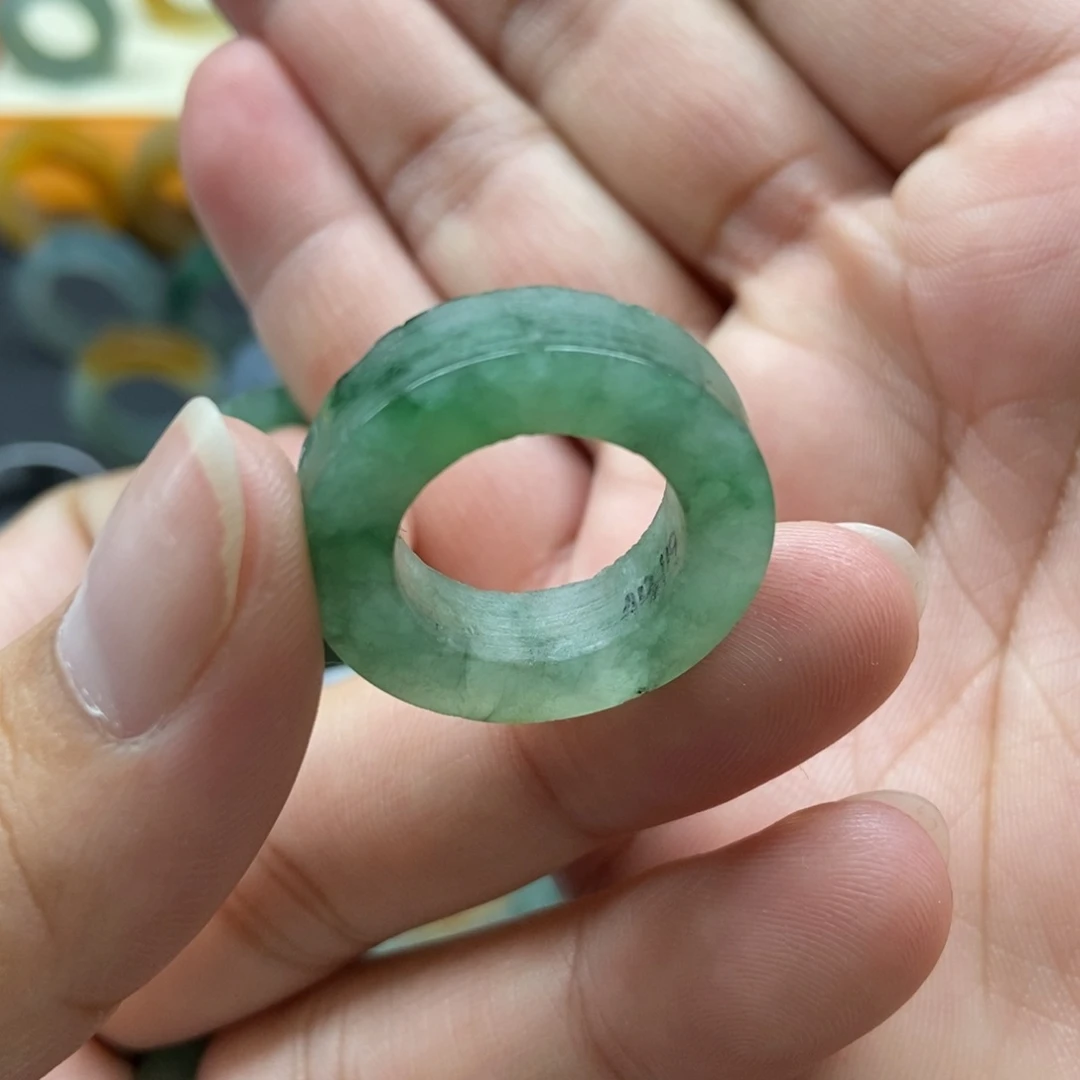 定制翡翠翡翠未镶嵌渔*