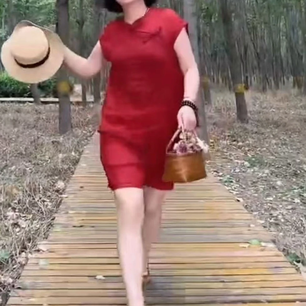 Y新款时尚休闲宽松气质遮肉女装