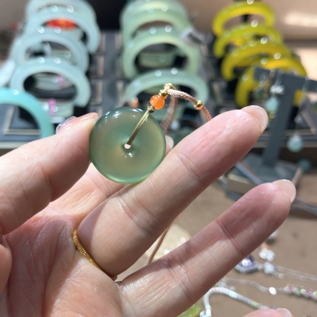 岫玉手镯未镶嵌手镯