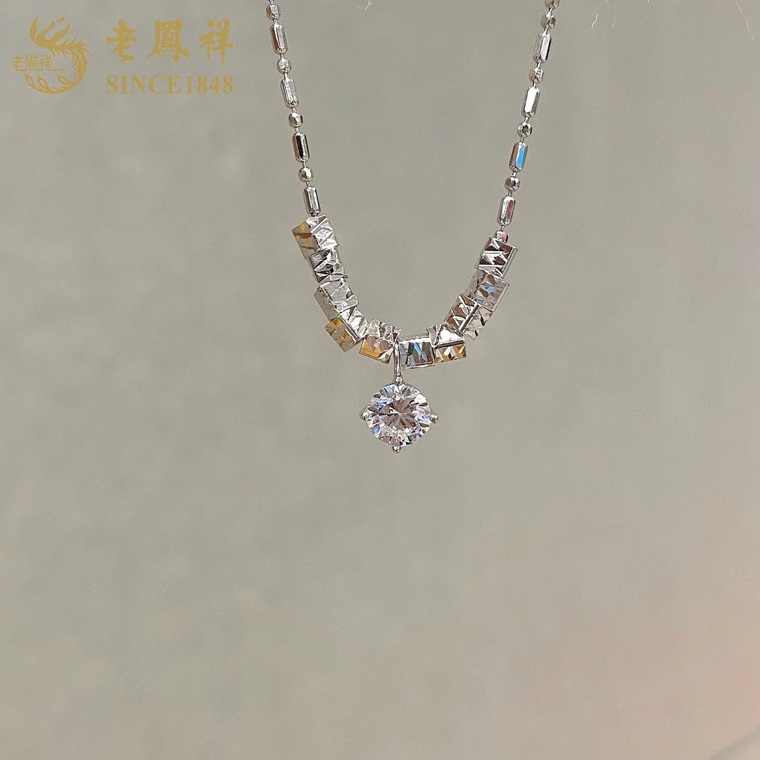 老鳯祥 坠链均925银 闪耀碎银项链闪亮车花碎冰冰简约时尚设计感