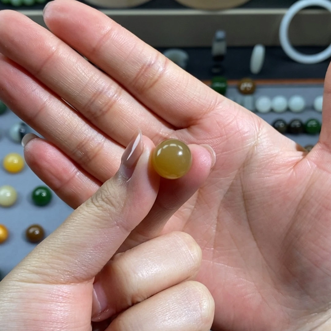 【闪购商品】和田玉颈饰未镶嵌田*么