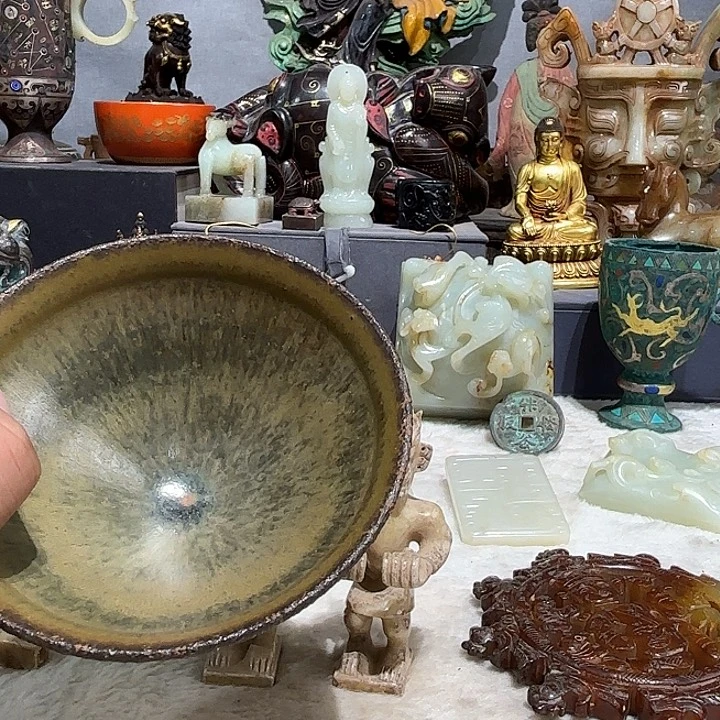 一***兮瓷片瓷器中含有丰富营养