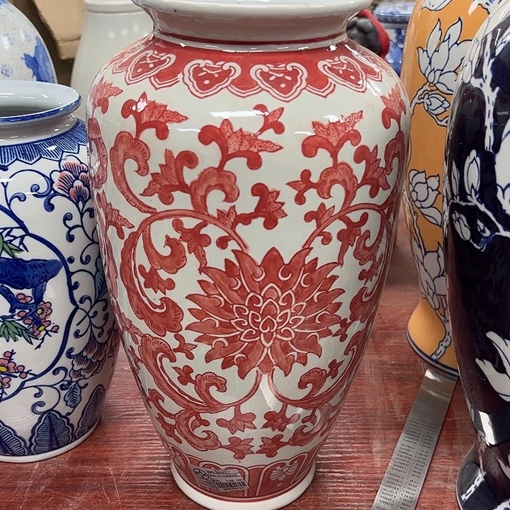 瓷片微瑕陶罐。。。。。。。。。。