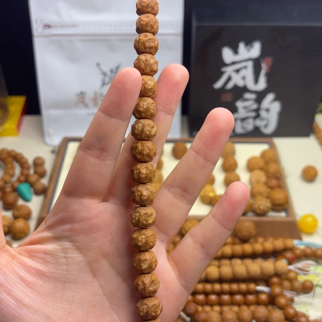 吊坠猴头核桃龙蛇