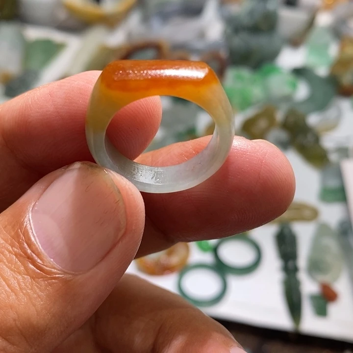 定制翡翠未镶嵌毛货