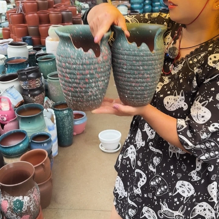 口14高21瑕疵两个盆子。