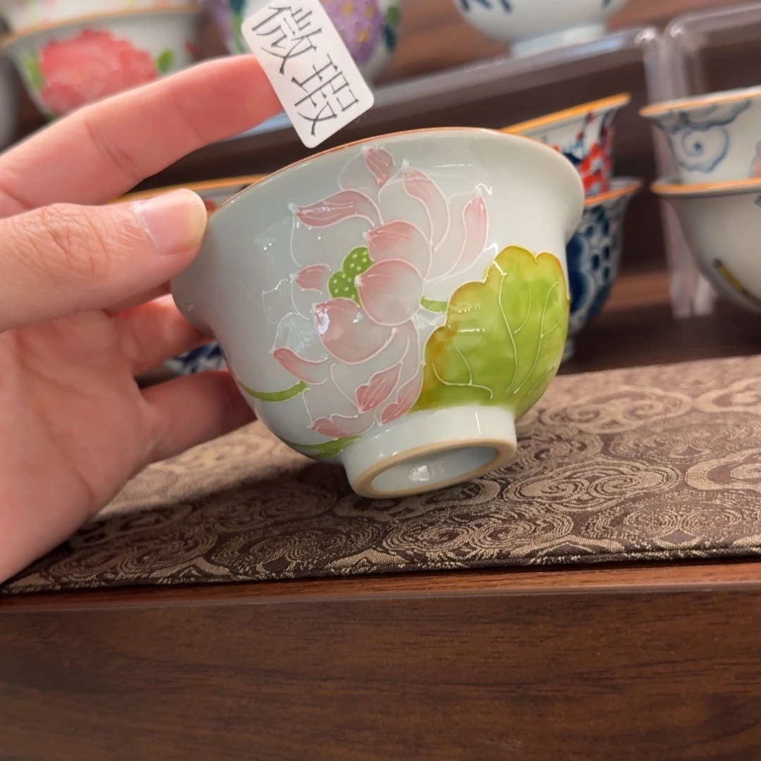 釉下手绘茶具微瑕