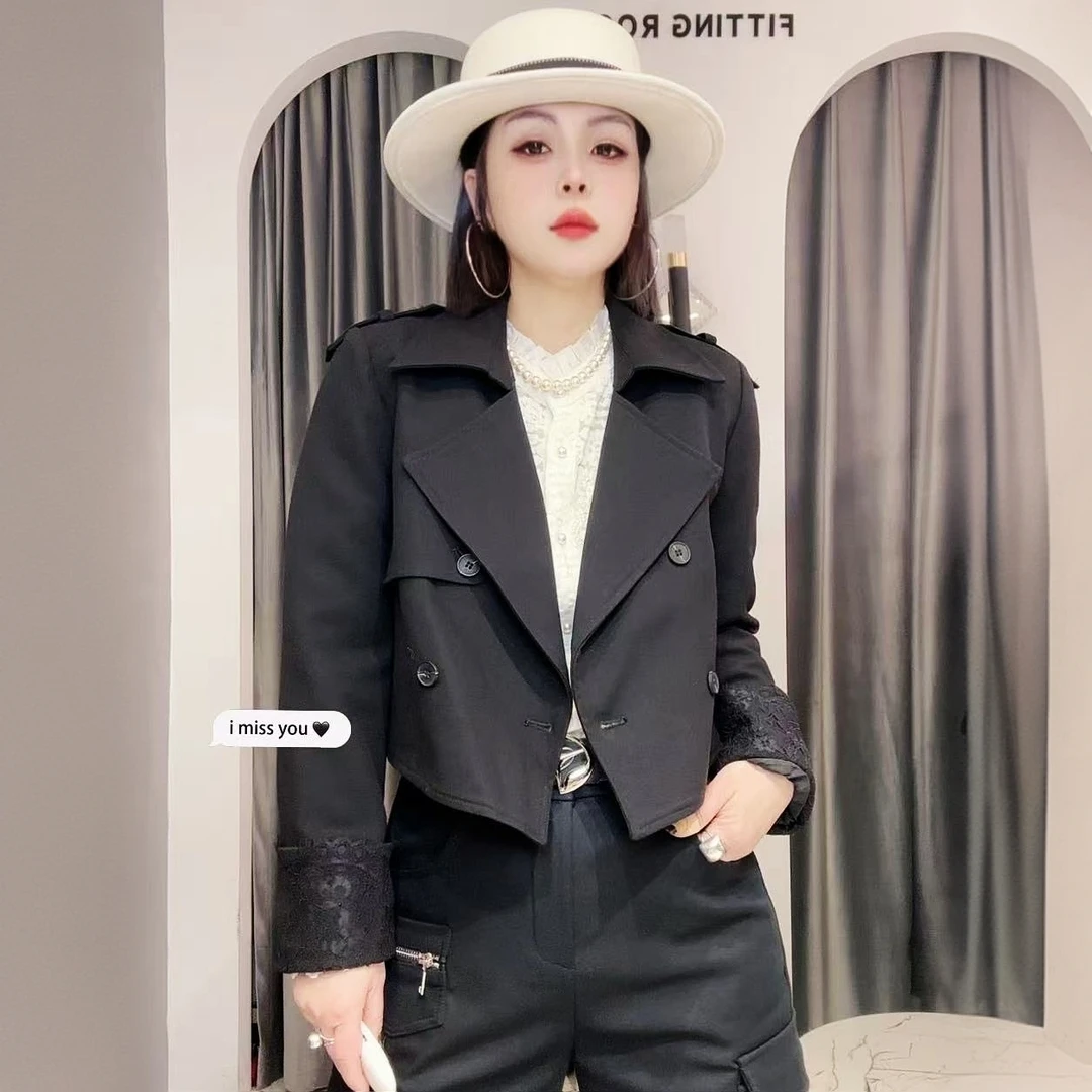【依尚精选】欧货时尚翻领短外套女轻拼接职风春季西装外套双排扣