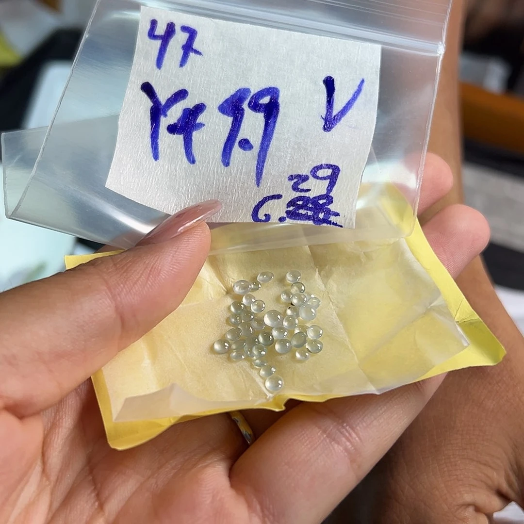 【闪购商品】定制翡翠未镶嵌V*V翡翠