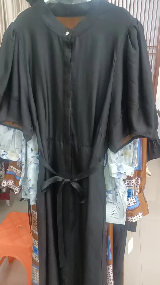 陌妆品牌连衣裙孤品A1155