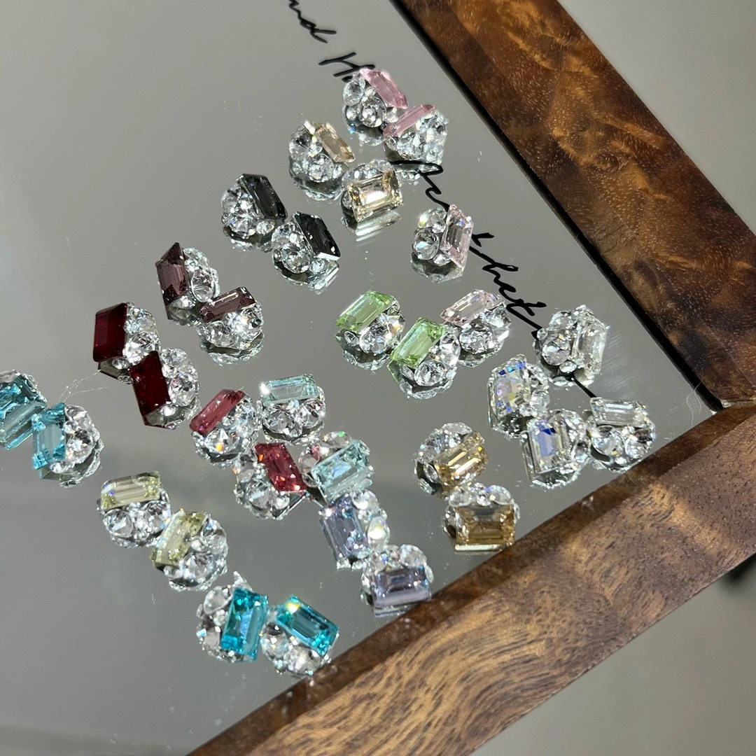 光纯美甲 小冰糖33切（无底台 尺寸：6*8） 美甲成品钻球 S-640