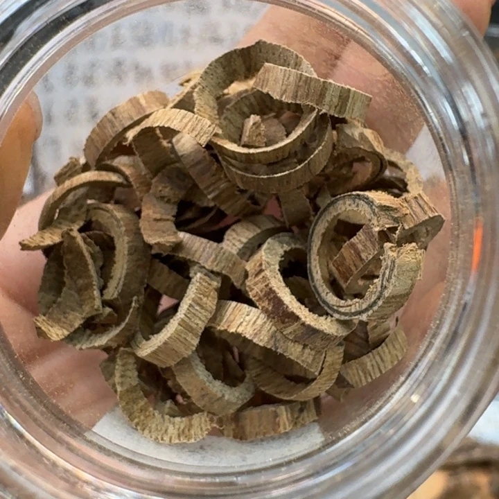 达拉干圈圈九分沉3克。