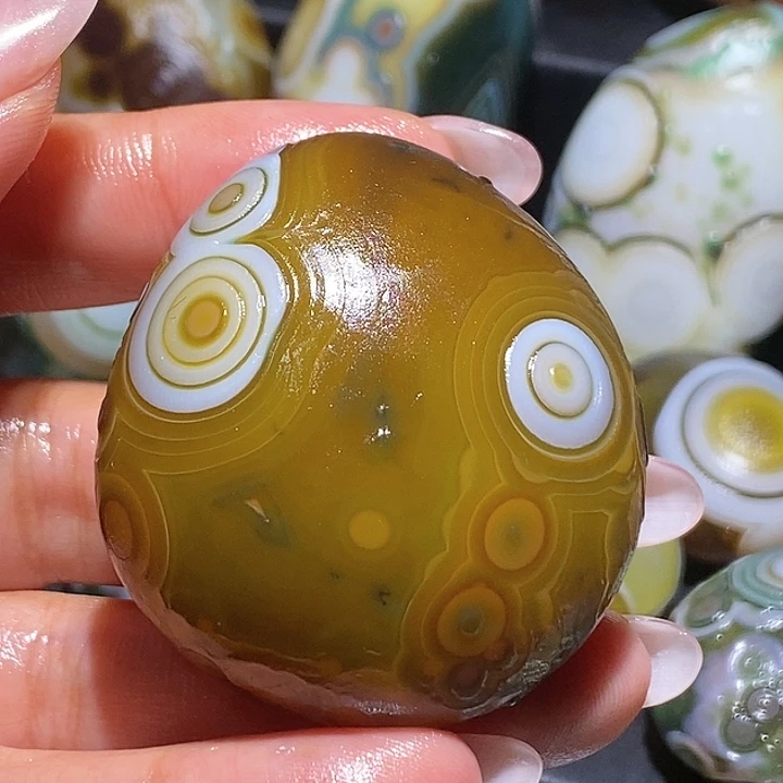 玛瑙/玉髓未镶嵌珠宝奇石56