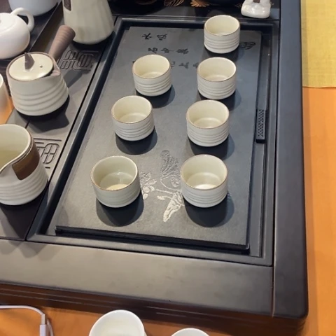 不过我们是一个没有灵魂和爱情是