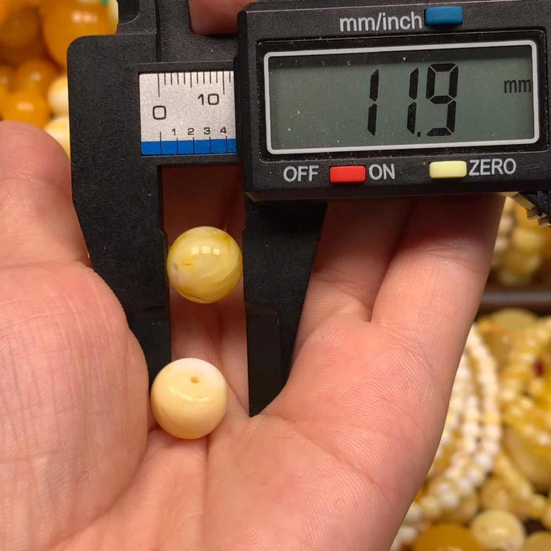 无非金属仿琥珀6867