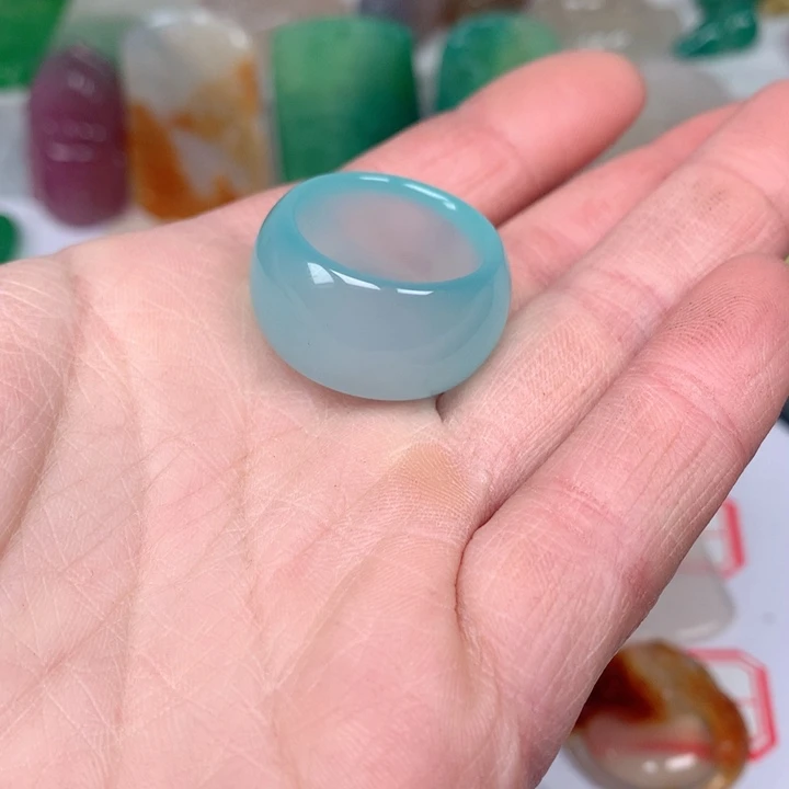 玛瑙/玉髓颈饰未镶嵌锦*