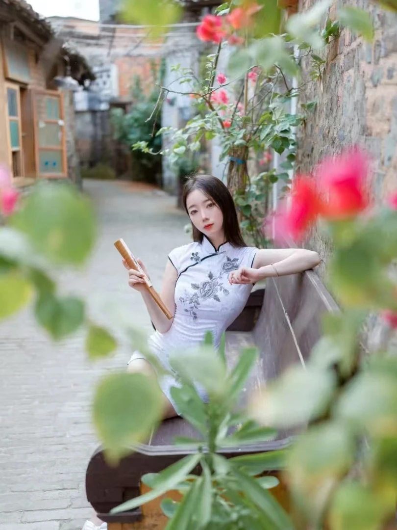 【B269】2025夏季明国风提花网红时尚修身少女显瘦刺绣中国风短旗袍