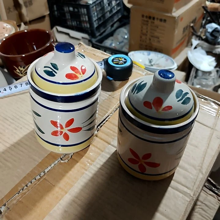 摆件陶瓷盘子碗啥都有