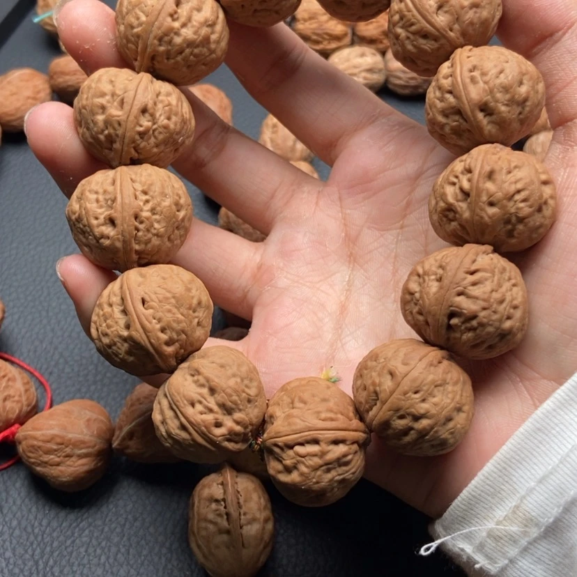 【闪购商品】手串文玩核桃端*
