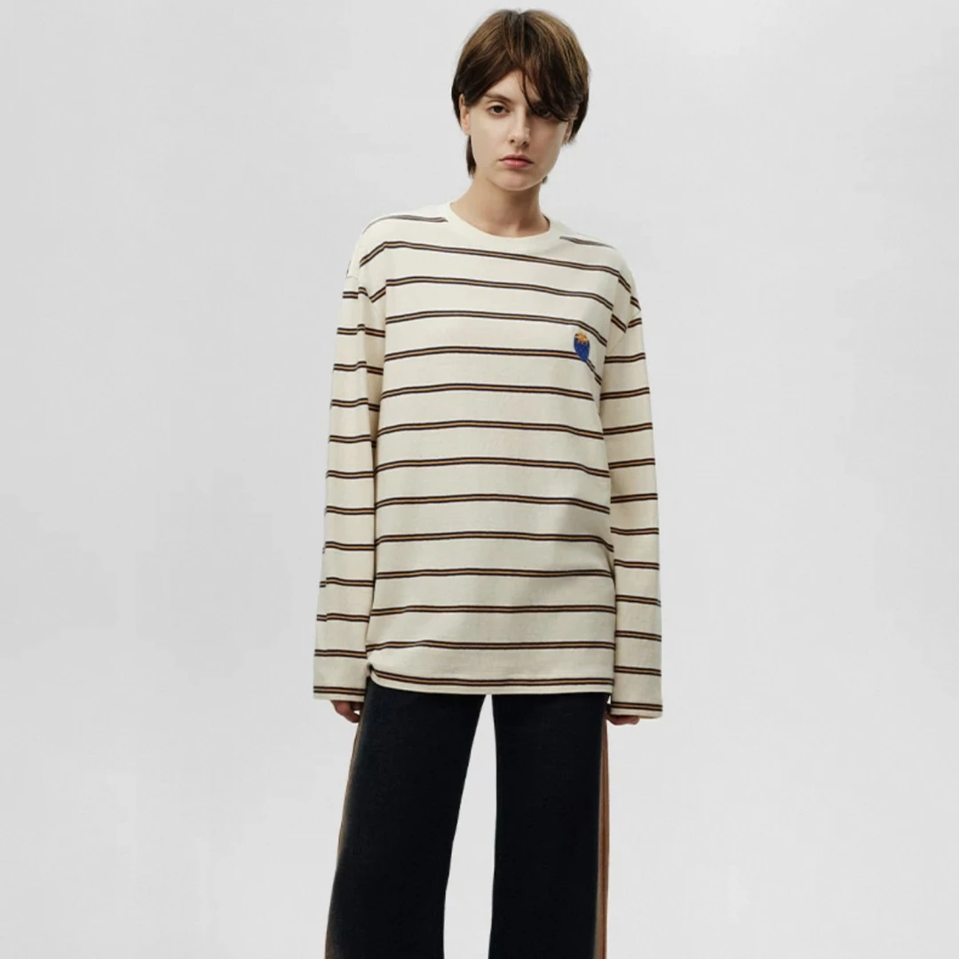 UCUT简刀18173 8ON8 新款品牌设计师米色条纹草莓刺绣长袖T恤