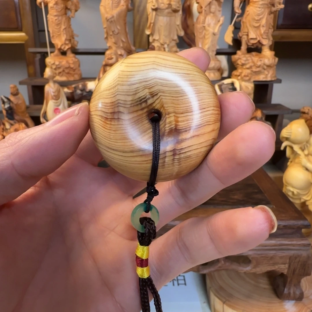 崖柏小木匠艺雕一物一拍