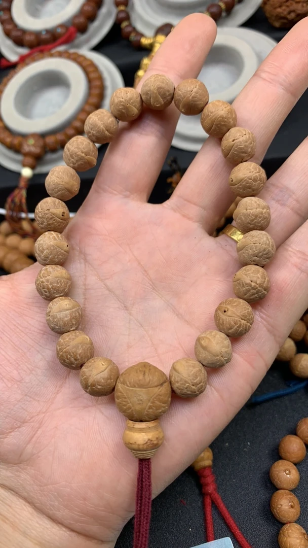 D238尼泊尔凤眼菩提11➕左右尺寸k45