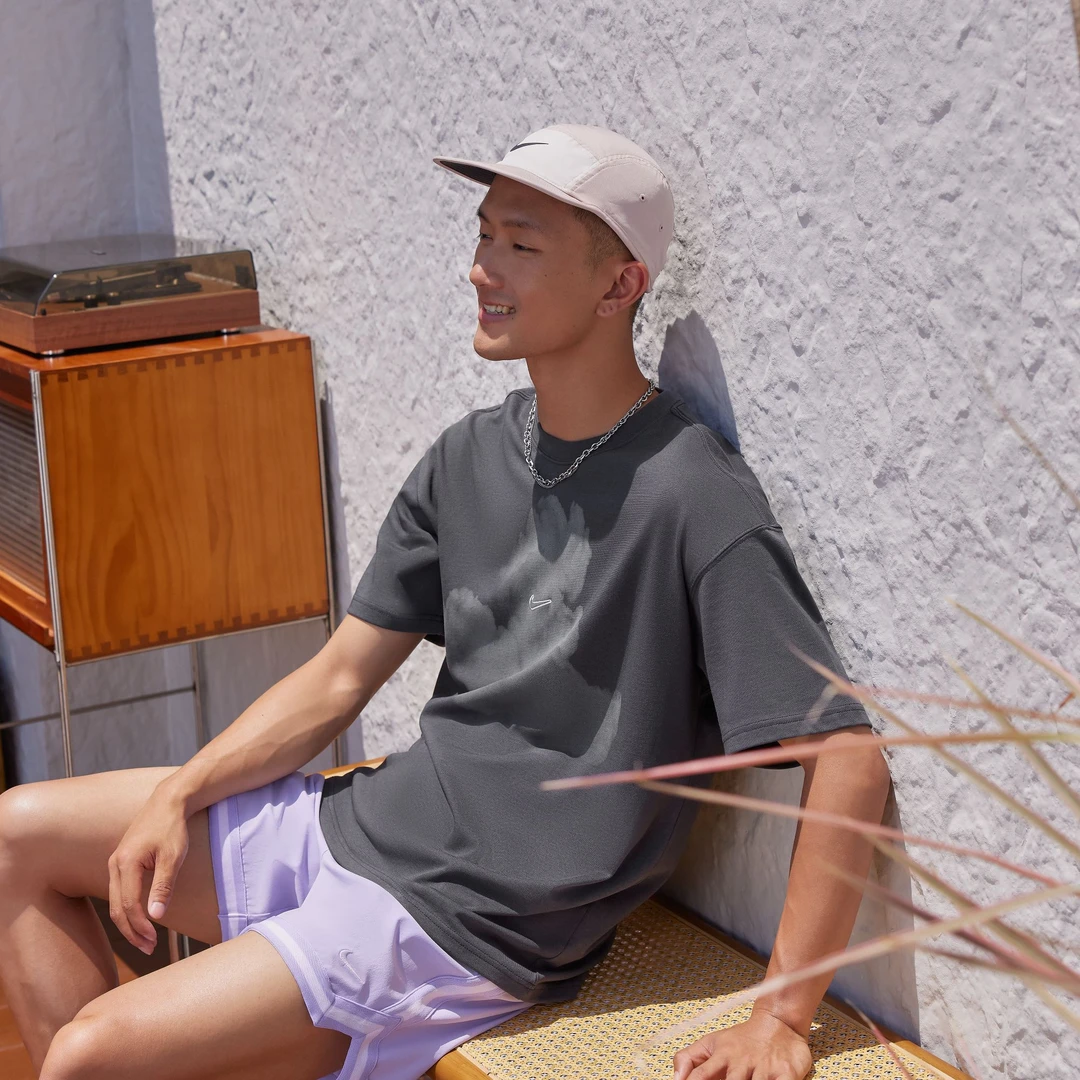 【退】Nike Sportswear 男子T恤HJ0779