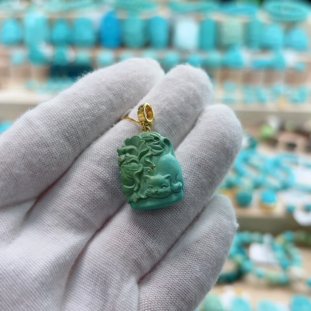 绿松石未镶嵌珠宝奇石