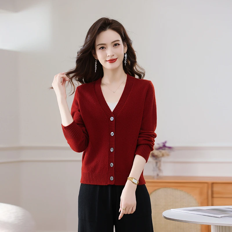 秋冬中年妈妈装休闲百搭长袖宽松羊毛衫女100%羊毛针织衫短款开衫