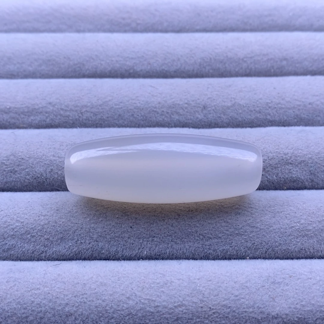 未镶嵌玛瑙/玉髓珠宝奇石