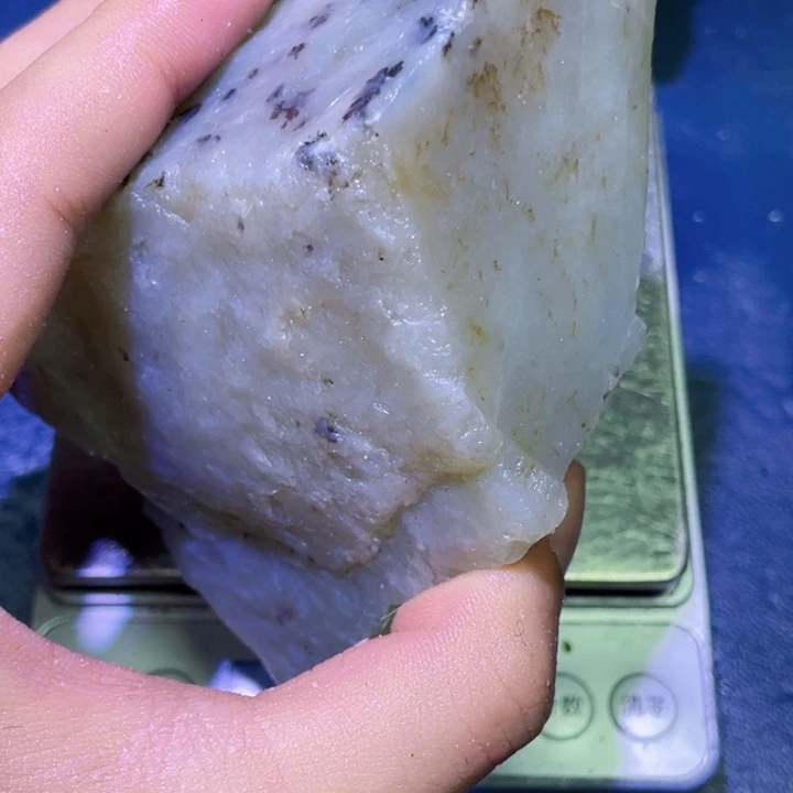 和田玉（糖玉）未镶嵌珠宝半成品