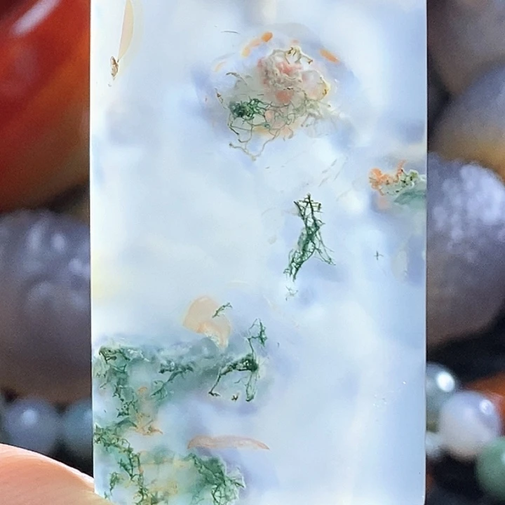 正***存玛瑙/玉髓未镶嵌颈饰