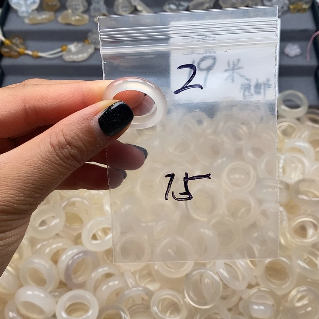 玛瑙/玉髓戒指未镶嵌