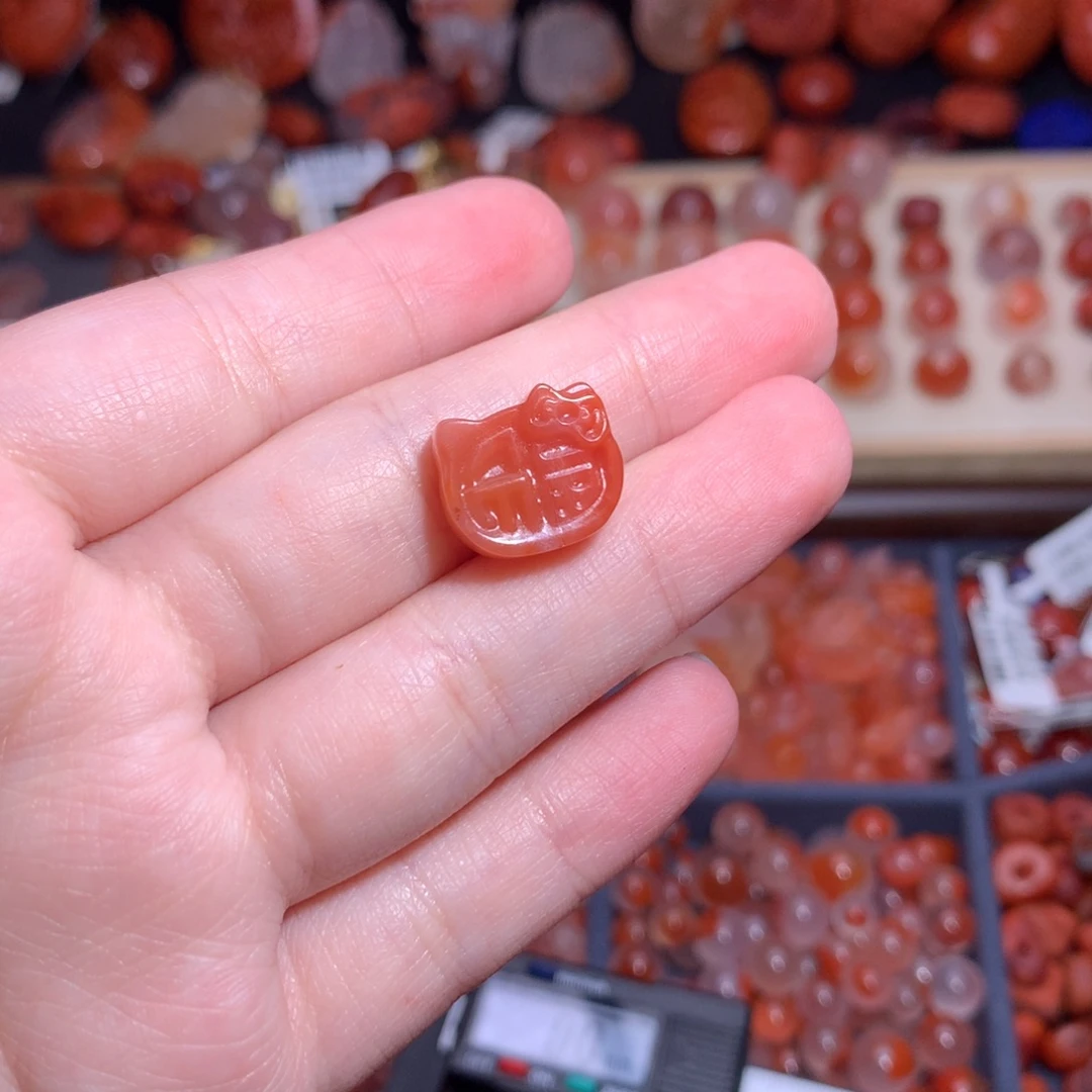 南红玛瑙未镶嵌珠宝半成品福牌