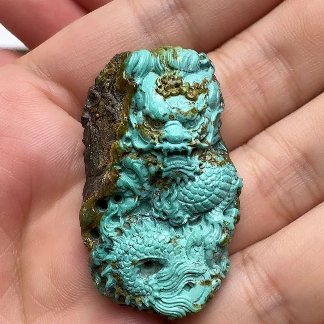 绿松石未镶嵌龙牌