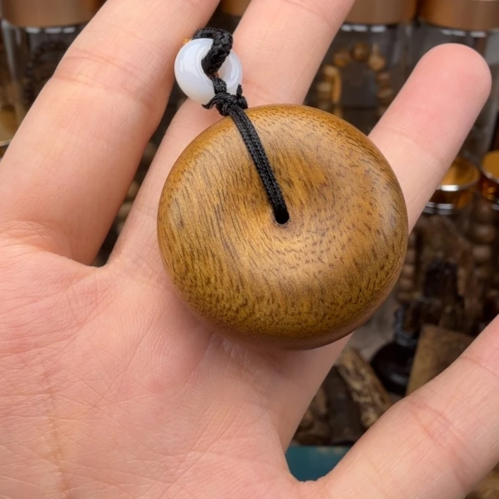 沉香碎屑沉香惠安沉香平安扣