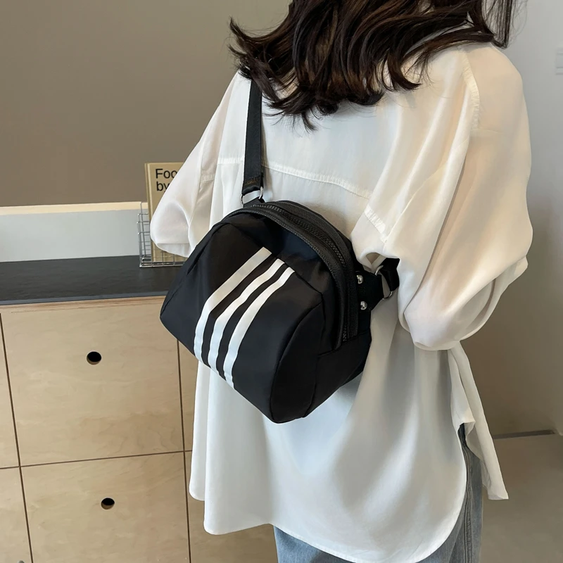 【千屿】KY5107水洗拉链运动风日韩尼龙斜挎包单肩韩版潮流富婆风