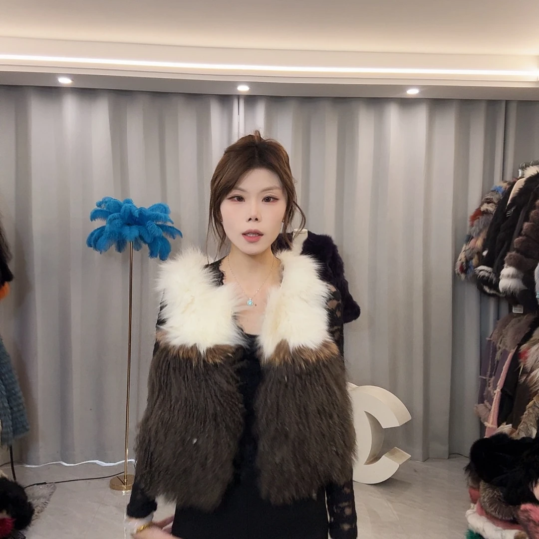 皮草外套不退不换